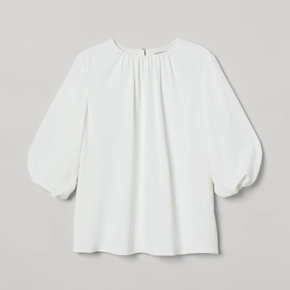 🌸H&M white elbow eight sleeve blouse - Picture 1 of 4